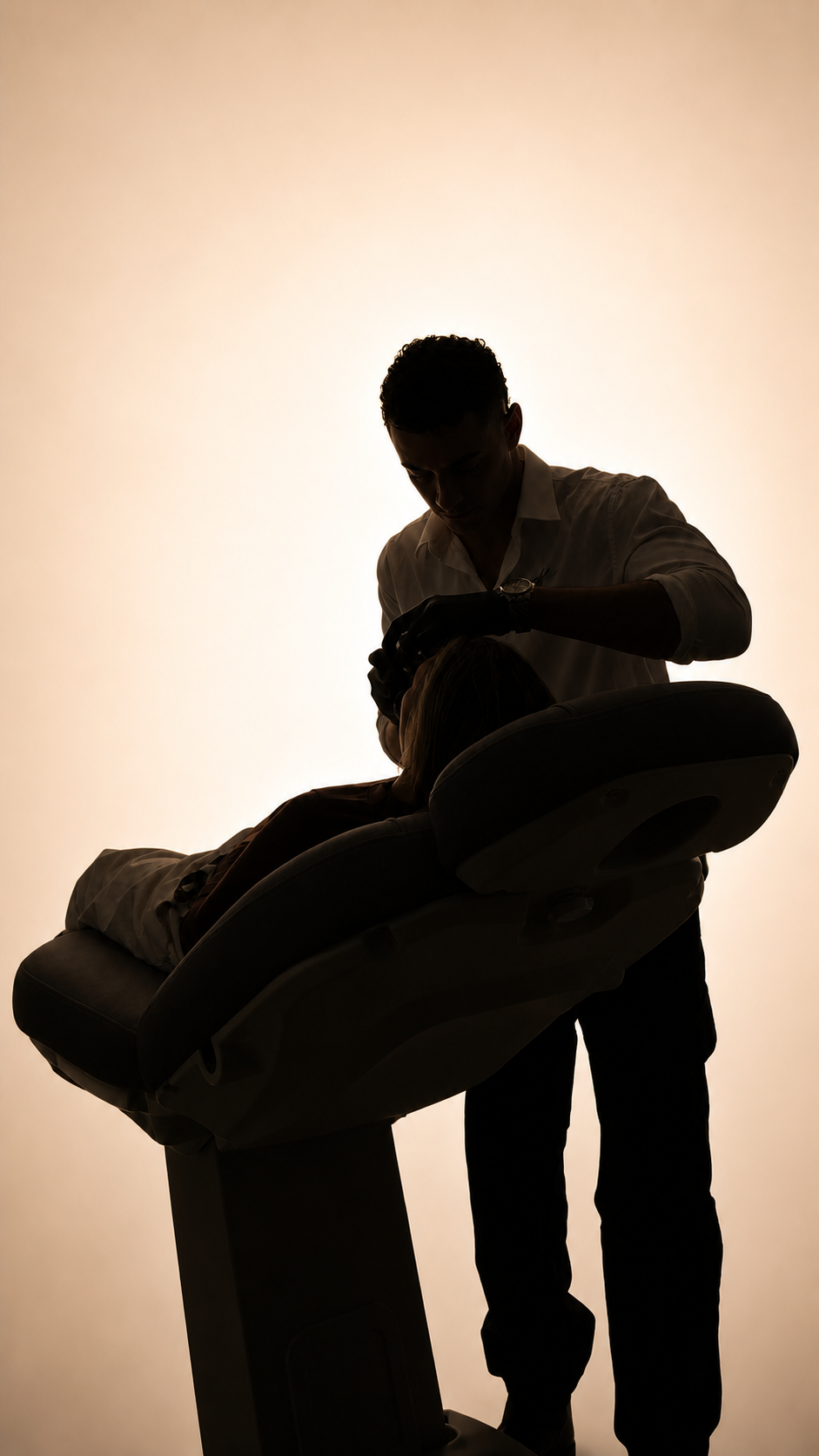 Evaluación médica estética en contraluz
